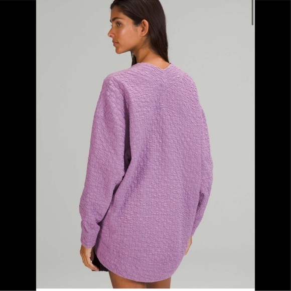 Lululemon Rippled V-Neck Pullover in Wisteria Purple SZ 4 - Picture 5 of 14